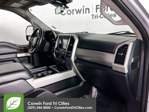 Used 2021 Ford F250 Lariat image 29