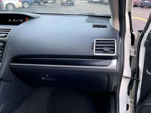 Used 2017 Subaru Crosstrek 2.0i Limited w/ Popular Package #2 image 19