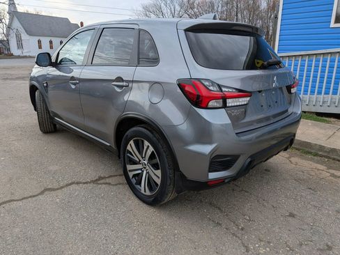 Used 2024 Mitsubishi Outlander Sport ES image 4