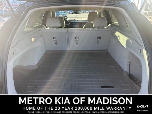 Used 2018 Buick Regal Preferred w/ Sights and Sounds Package image 31