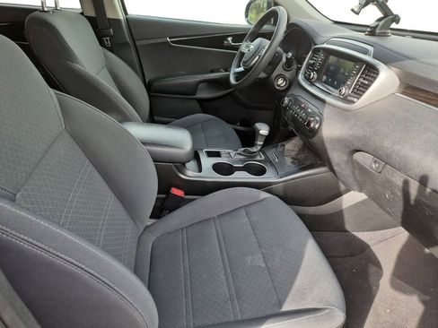 Used 2020 Kia Sorento LX image 15