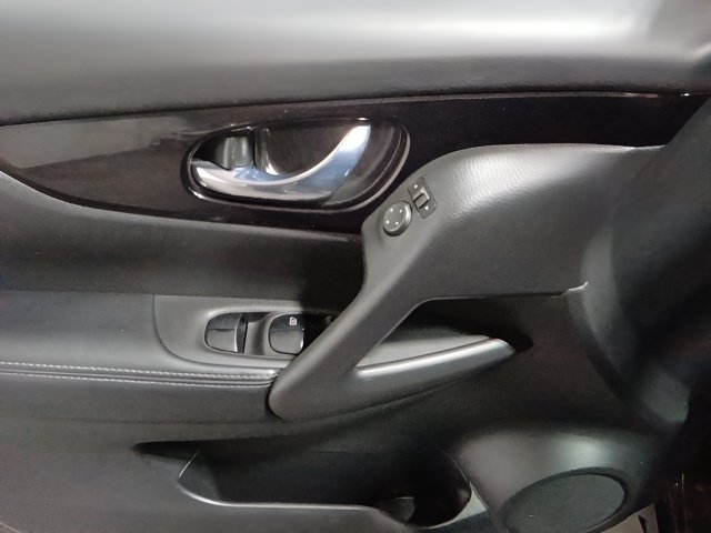 Used 2019 Nissan Rogue Sport SV w/ All-Weather Package AWD/4WD image 9