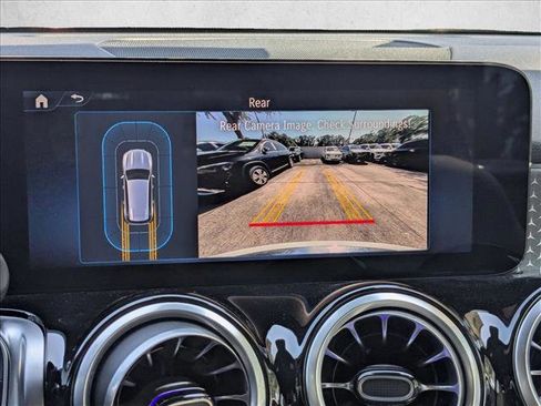 Certified 2025 Mercedes-Benz GLB 250 image 12