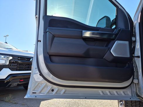 Used 2026 Ford F350 Platinum AWD/4WD image 12