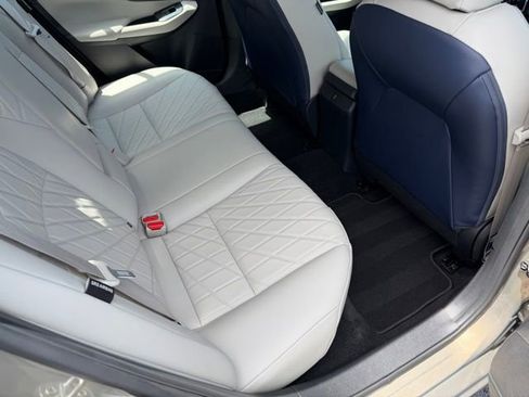 Used 2026 Nissan Sentra SL w/ Floor Mat Package FWD image 7