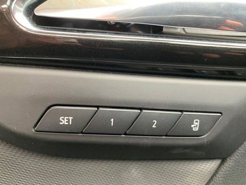 Certified 2025 Buick Envision Preferred image 21