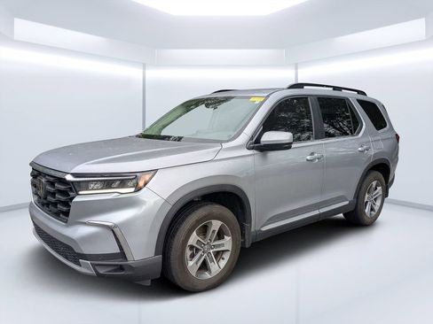 Used 2024 Honda Pilot EX-L image 7