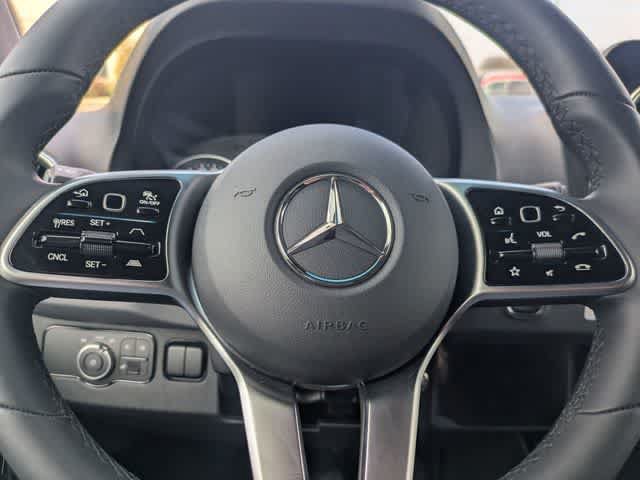 Used 2024 Mercedes-Benz Sprinter 3500 image 21