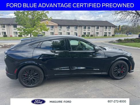 Used 2025 Ford Mustang Mach-E Premium w/ Sport Appearance Package AWD/4WD image 4