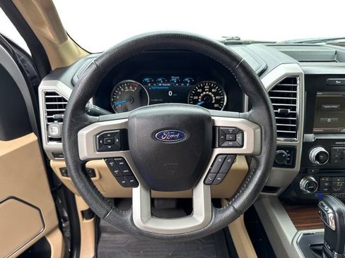 Used 2015 Ford F150 Lariat w/ Equipment Group 502A Luxury AWD/4WD image 13