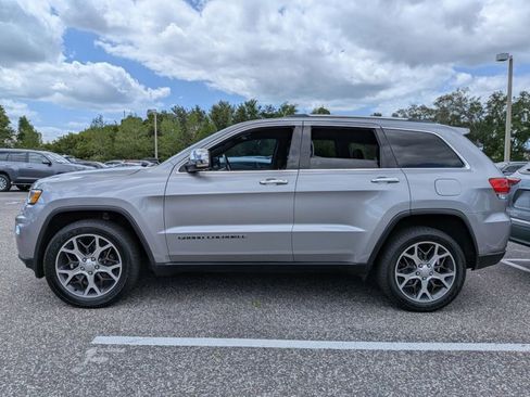 Used 2019 Jeep Grand Cherokee Limited image 2