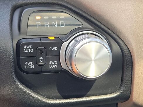 Used 2020 RAM 1500 Laramie AWD/4WD image 31