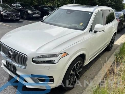Used 2023 Volvo XC90 B5 Plus w/ Protection Package Premier AWD/4WD image 1