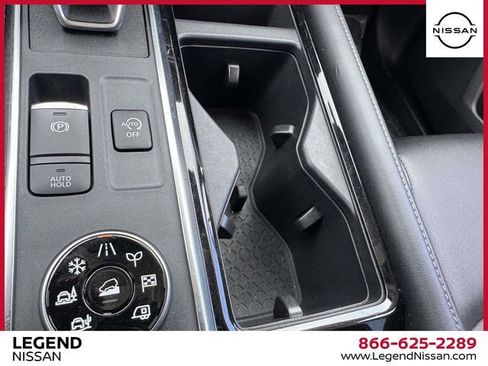 Used 2023 Nissan Pathfinder SL w/ SL Premium Package AWD/4WD image 31