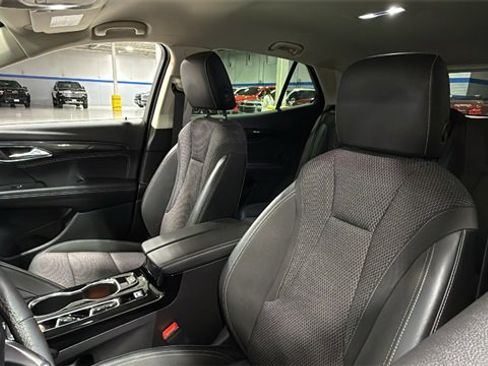 Used 2022 Buick Envision Preferred image 13