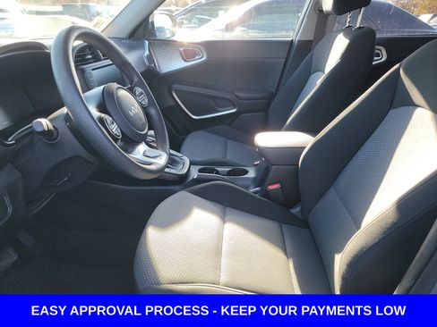 Used 2024 Kia Soul LX w/ Option Group 015 image 12