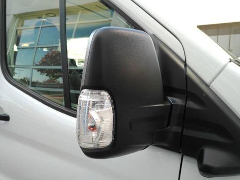 Used 2023 Ford Transit 350 XLT image 18