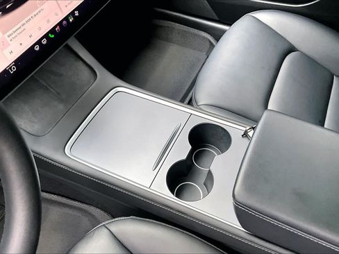 Used 2023 Tesla Model 3 Standard Range RWD image 15
