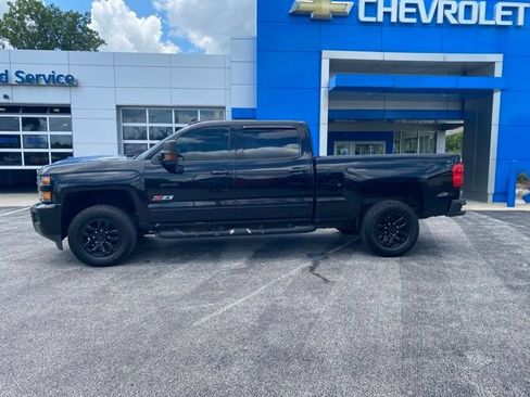 Used 2017 Chevrolet Silverado 2500 LTZ w/ Duramax Plus Package AWD/4WD image 2