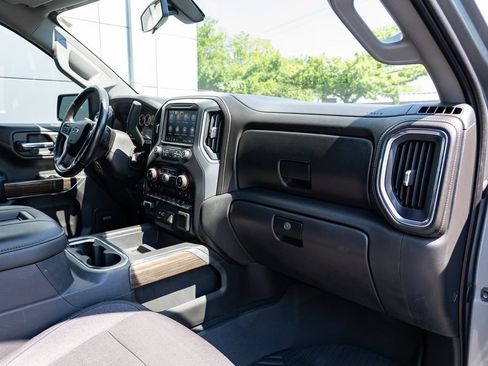 Used 2020 Chevrolet Silverado 1500 RST AWD/4WD image 27