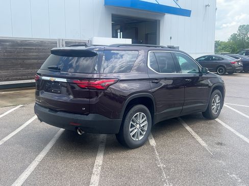 Used 2023 Chevrolet Traverse LT AWD/4WD image 5