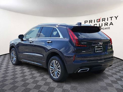 Used 2025 Cadillac XT4 Premium Luxury AWD/4WD image 6
