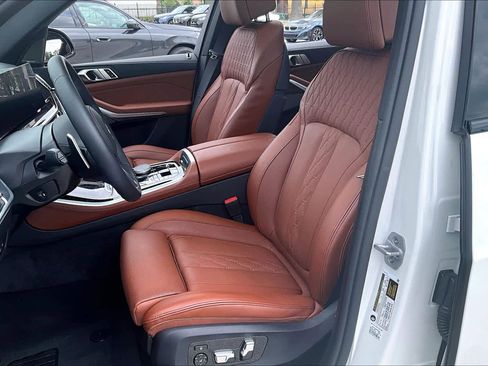Used 2026 BMW X5 sDrive40i w/ M Sport Package RWD image 7