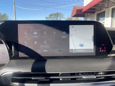 Used 2024 Hyundai Palisade Calligraphy image 37