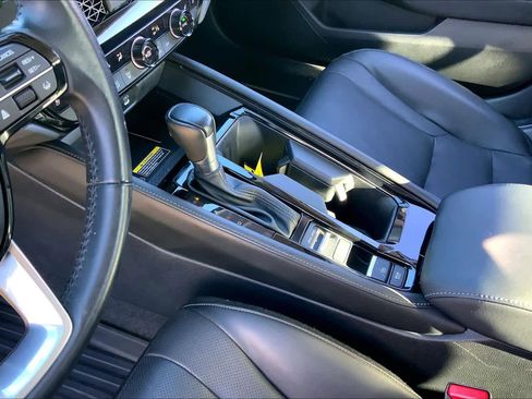 Used 2023 Honda Accord Touring image 16