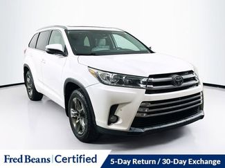 Used 2018 Toyota Highlander Limited Platinum video 1