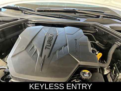 Used 2026 Genesis G70 2.5T RWD image 13