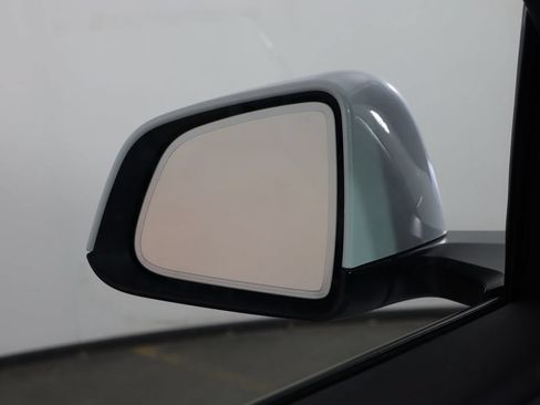 Used 2023 Tesla Model Y Performance AWD/4WD image 45