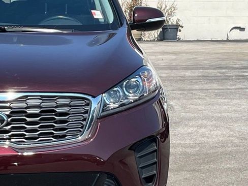Used 2020 Kia Sorento LX w/ LX I4 Convenience Package image 16