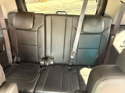 Used 2015 Chevrolet Tahoe LTZ AWD/4WD image 12