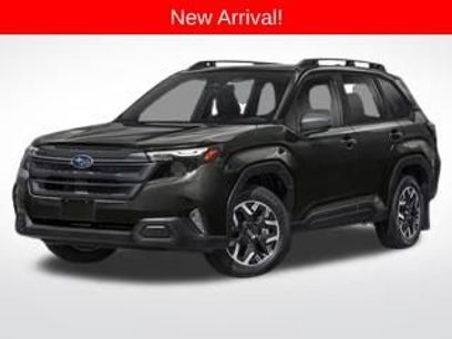 Used 2025 Subaru Forester Premium w/ Convenience Package #1