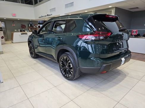 New 2026 Nissan Rogue SV image 5