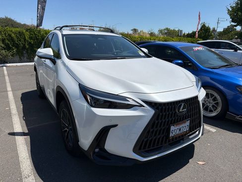 Used 2025 Lexus NX 350 AWD w/ Accessory Package (Z2) image 2