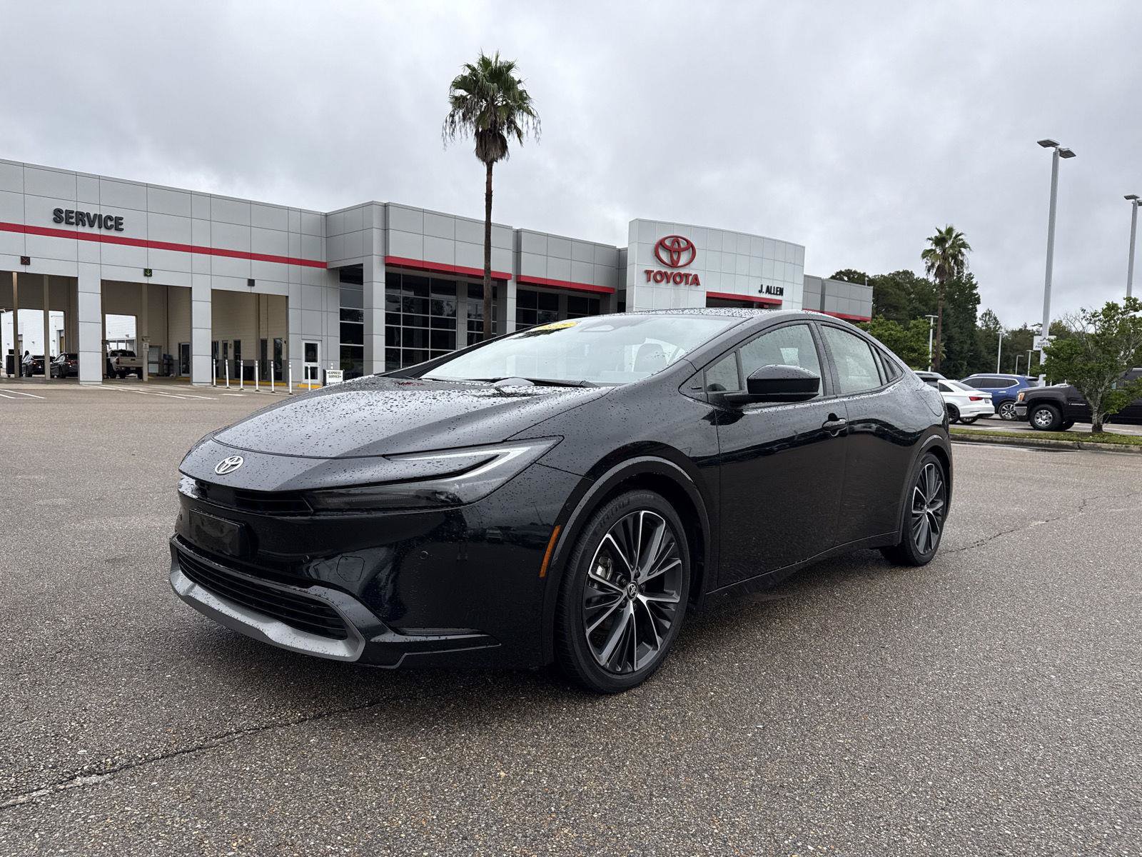 Certified 2025 Toyota Prius Limited w/ Limited Premium Package FWD image 1