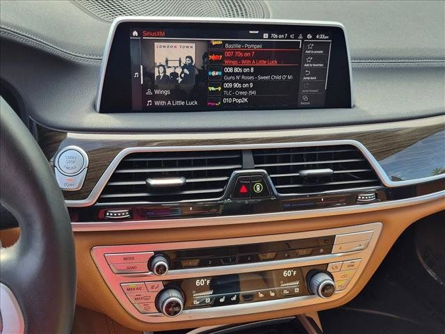Used 2022 BMW 740i w/ Premium Package RWD image 15