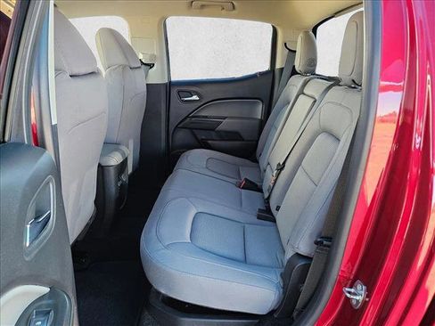 Used 2018 Chevrolet Colorado LT w/ LT Convenience Package image 17