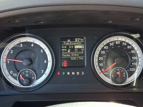 Used 2014 RAM 3500 Tradesman image 21