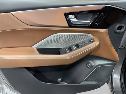 Used 2023 Acura MDX FWD w/ Technology Package image 12