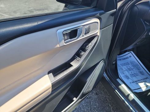 Used 2020 Ford Explorer Limited AWD/4WD image 11