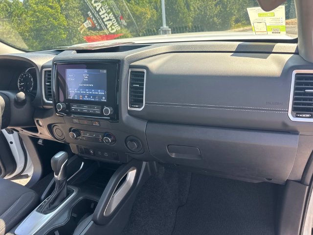 Used 2024 Nissan Frontier SV w/ Technology Package RWD image 24