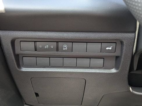 New 2026 Mitsubishi Outlander SE FWD image 26