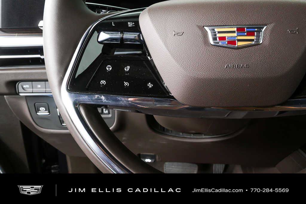 New 2026 Cadillac Escalade Luxury w/ Touring Package AWD/4WD image 11