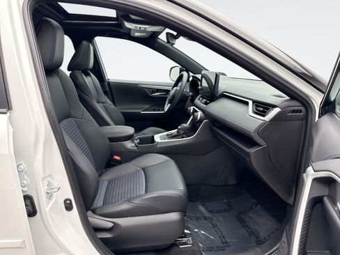 Used 2024 Toyota RAV4 XSE w/ Weather Package image 17