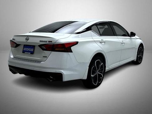 Certified 2023 Nissan Altima 2.5 SR AWD/4WD image 5