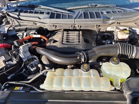 Used 2022 Ford F150 Platinum w/ Equipment Group 701A High AWD/4WD image 37