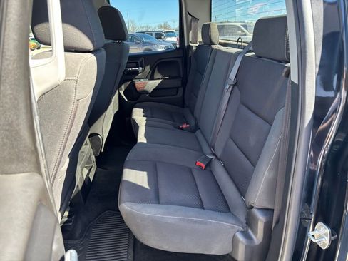 Used 2017 GMC Sierra 1500 SLE image 25